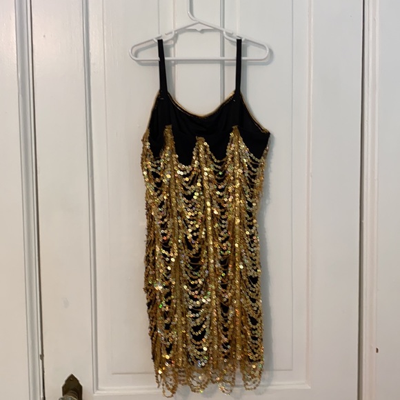 Gold sequin dance dress - Picture 4 of 4